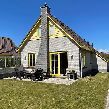 Strandparel 200 Holiday home *