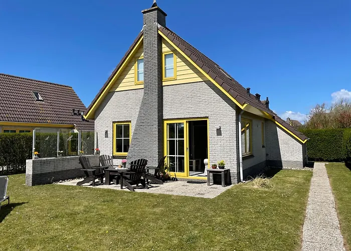 Strandparel 200 Feriehus *